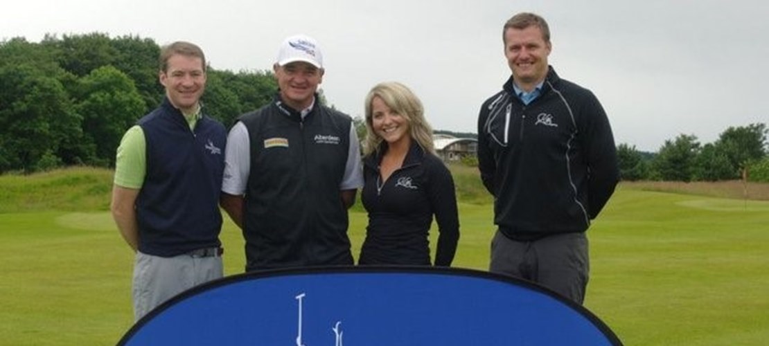 Golf Lesson and Lunch at Paul Lawrie Golf Centre, Aberdeen